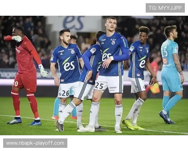 球探比分即时足球比分体球网女帮助女性足球迷掌握第一手比赛信息